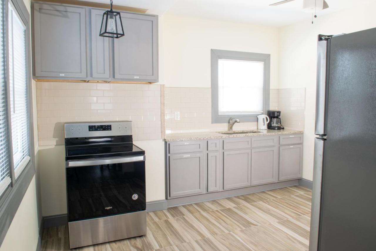 Hébergement de vacances Huge 6Br Home , Modern & Convenient