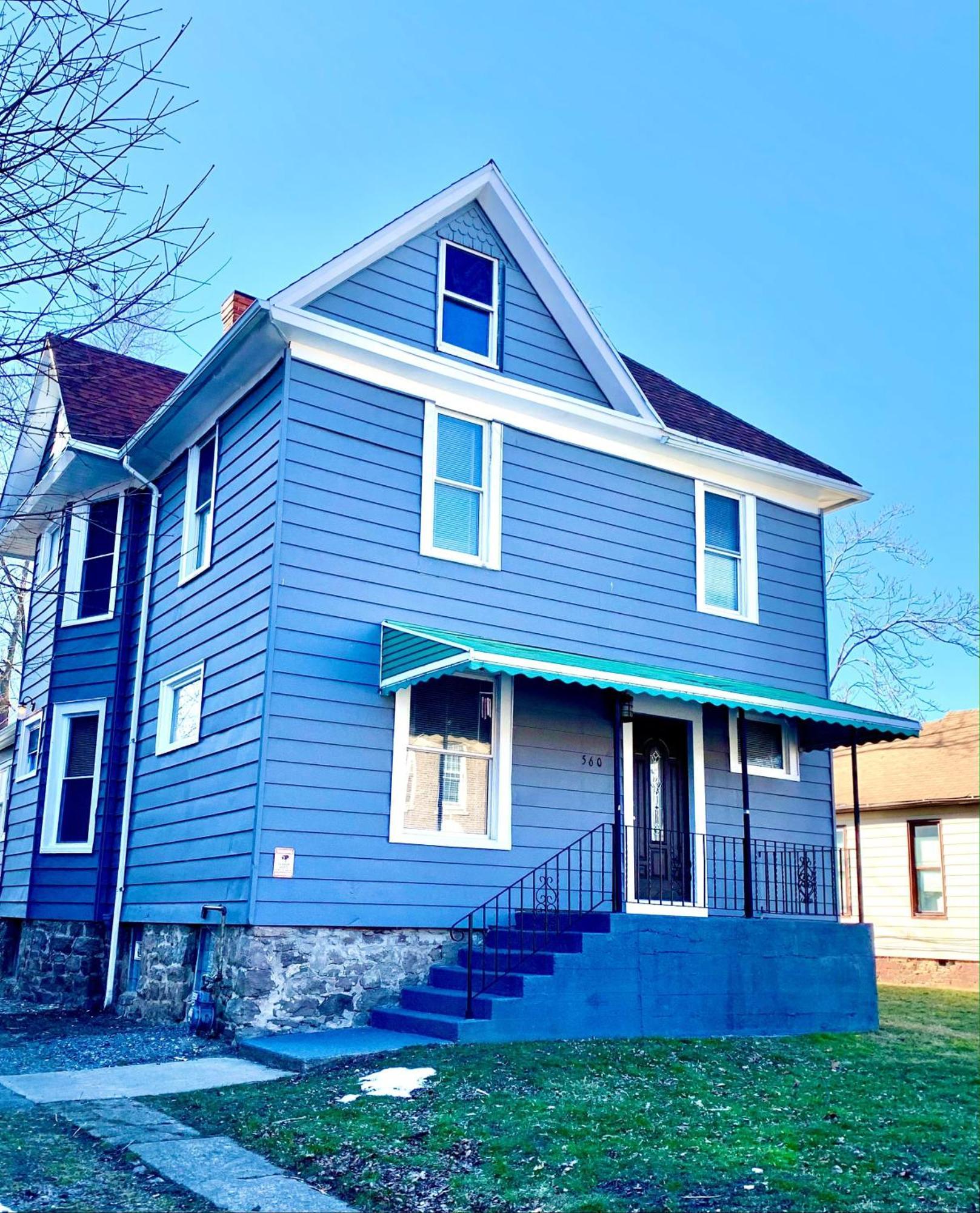 Huge 6Br Home , Modern & Convenient Hébergement de vacances *